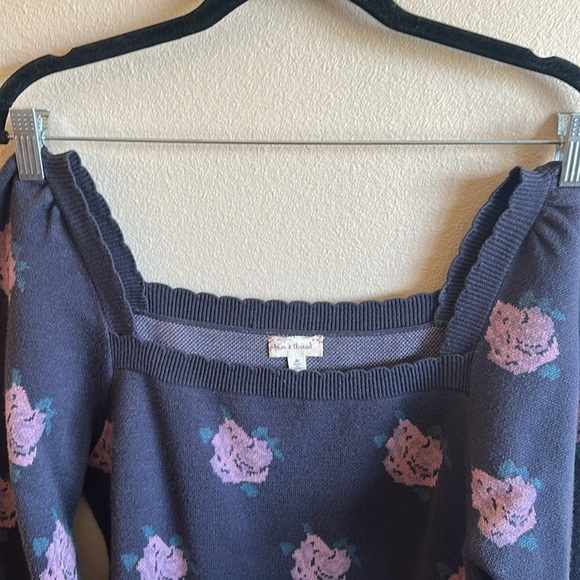 Hem & Thread Square Neck Floral Sweater Long Sleeve Charcoal Womens Size M - Picture 5 of 11